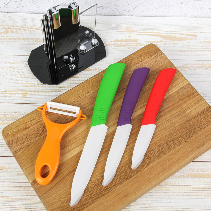 Набор керамических ножей, 4 предмета: 7,5/10/12,5 см, овощечистка, на подставке