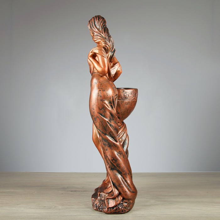 Фигурное кашпо "Девушка Дана" медь 81см