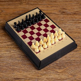 Шахматы 'Флеш', (шахматы пластик на магните, поле 17х12 см)  микс Ош