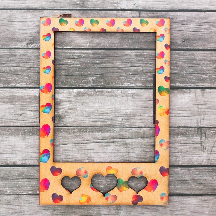 Рамка-магнит "Сердечки разноцветные"