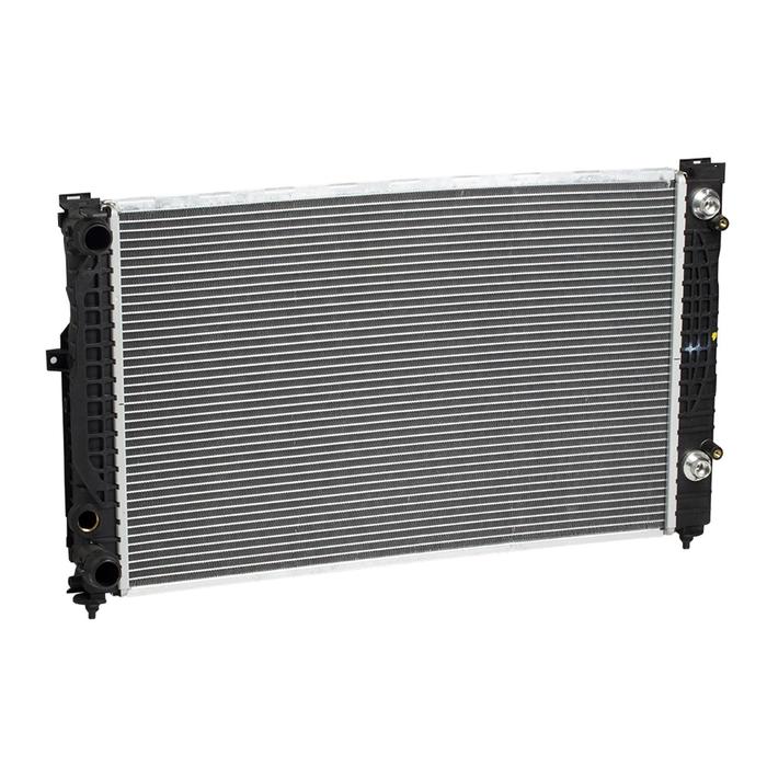 Радиатор охлаждения двигателя Luzar LRc181DP