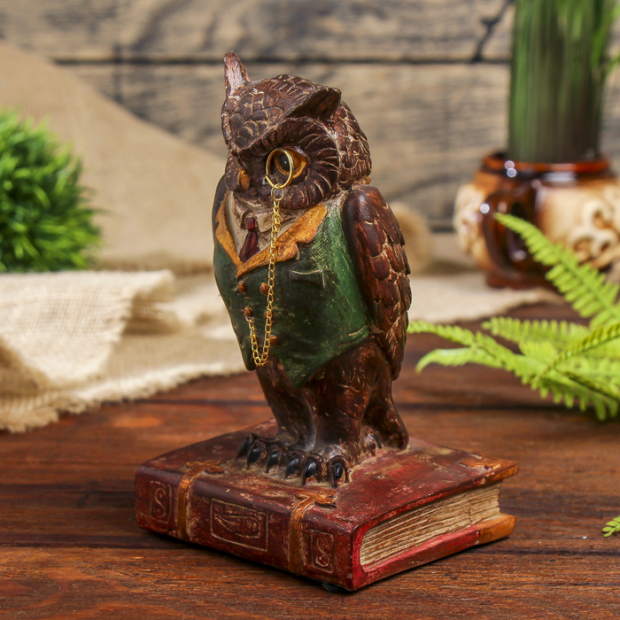 Сувенир полистоун "Английский шарж Филин учёный" 15х8,5х9 см