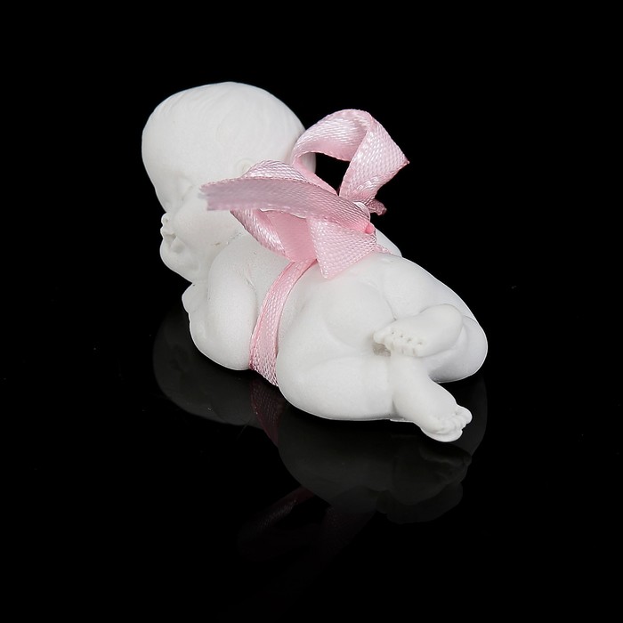 Сувенир полистоун "Младенец" МИКС 2,6х6,5х2,1 см