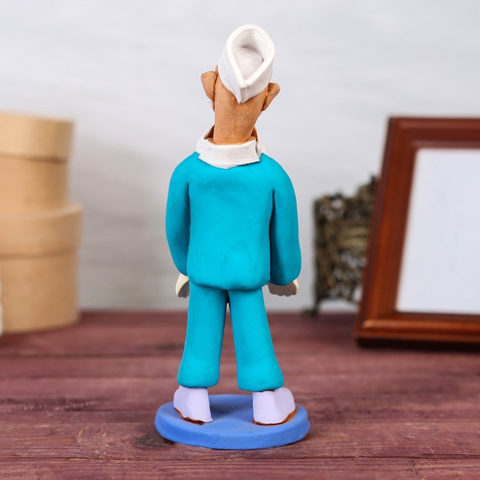 Статуэтка "Хирург мужчина", микс