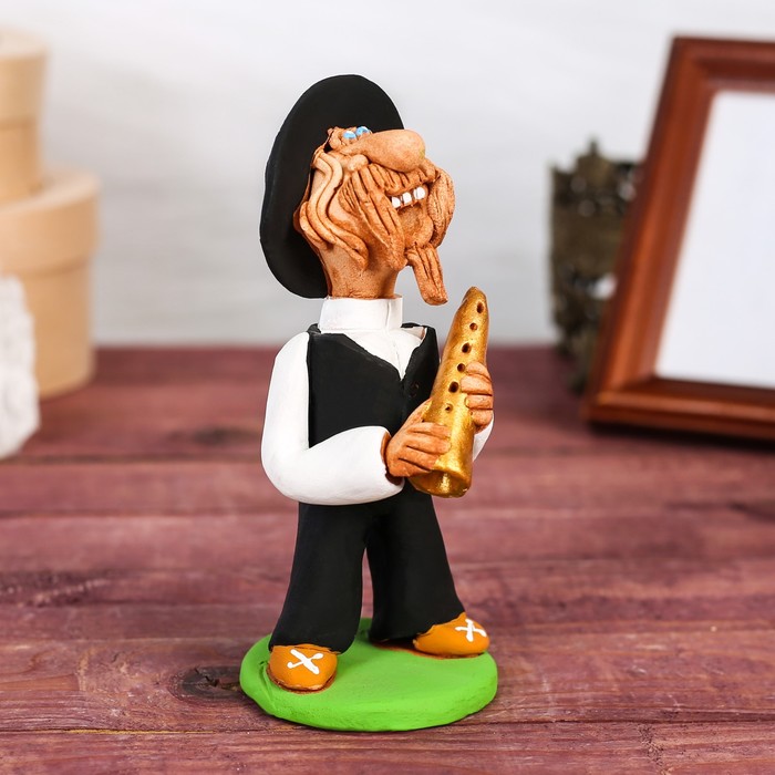 Статуэтка "Еврей - музыкант с дудкой", микс