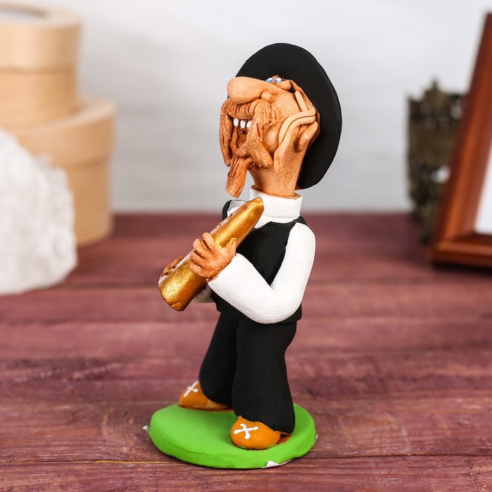 Статуэтка "Еврей - музыкант с дудкой", микс