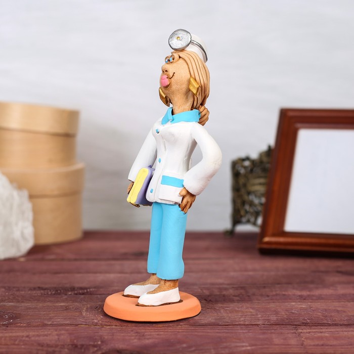 Статуэтка "Доктор ЛОР", женщина, микс