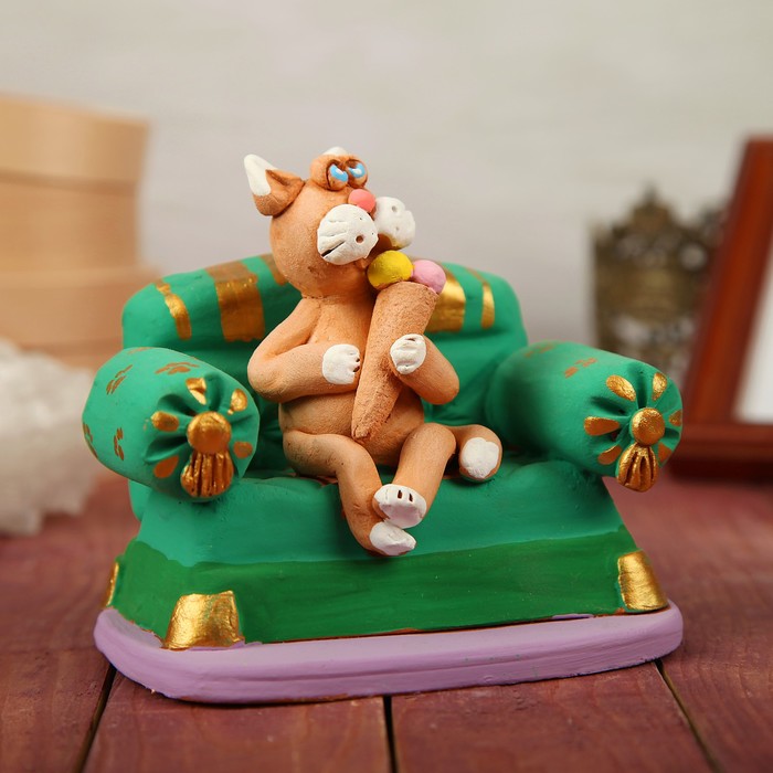 Статуэтка "Кот на диване", микс