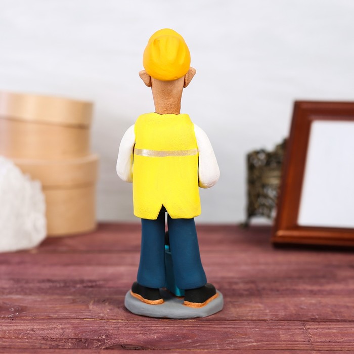 Статуэтка "Электрик", микс