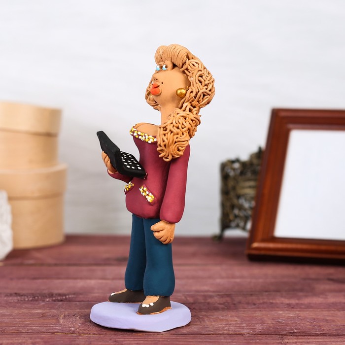 Статуэтка "Бухгалтер с калькулятором", микс