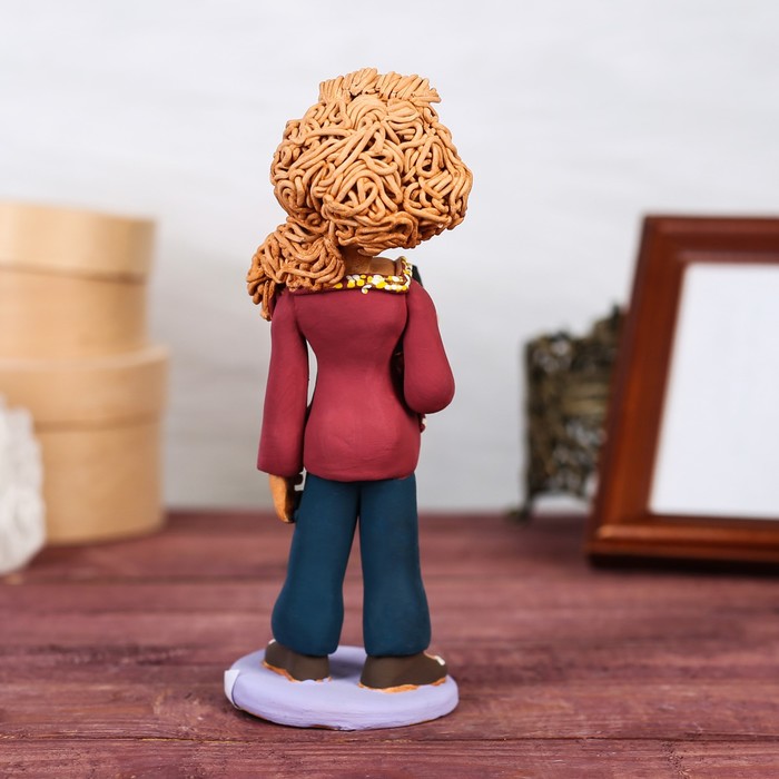 Статуэтка "Бухгалтер с калькулятором", микс