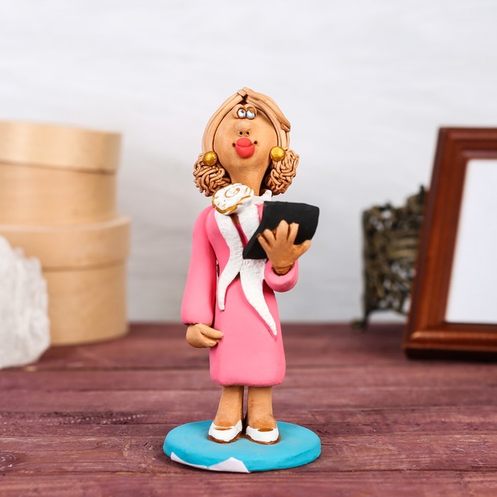 Статуэтка "Бухгалтер с калькулятором", микс