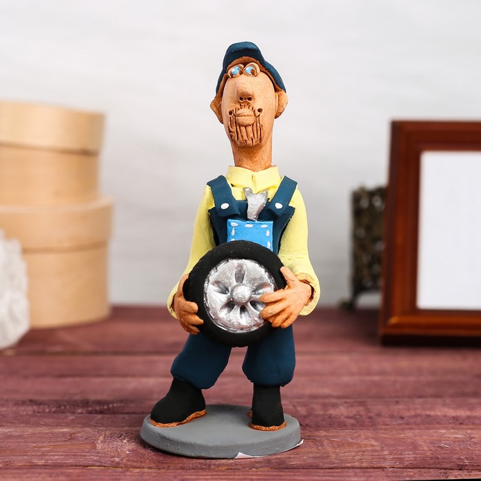 Статуэтка "Шиномонтажник", микс