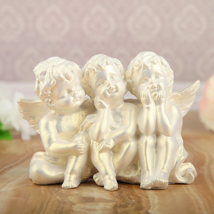 Статуэтка "Ангелы троица", цвет перламутровый, 9.5 см