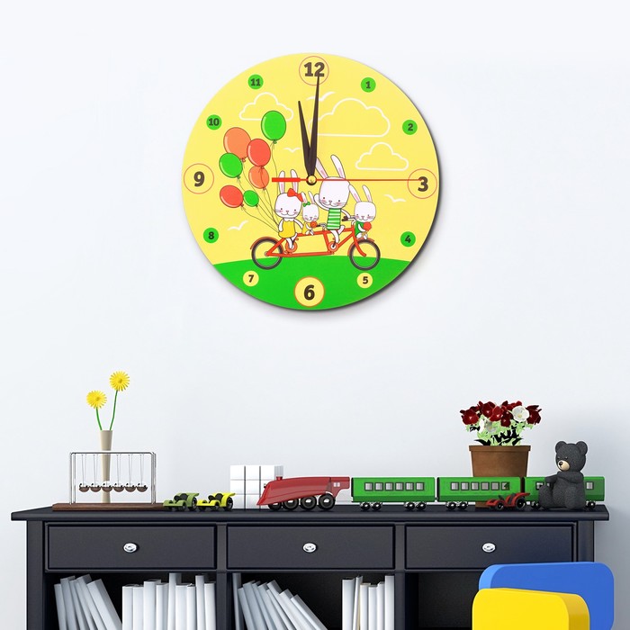 Часы деревянные "Зайчики", d=25 см