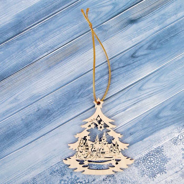 Подвеска на ёлку «Ёлочка», домики в лесу, 8,2×8,9 см