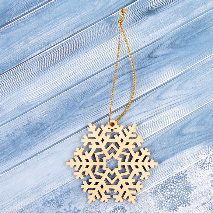 Подвеска на ёлку «Снежинка», 8,2×9 см