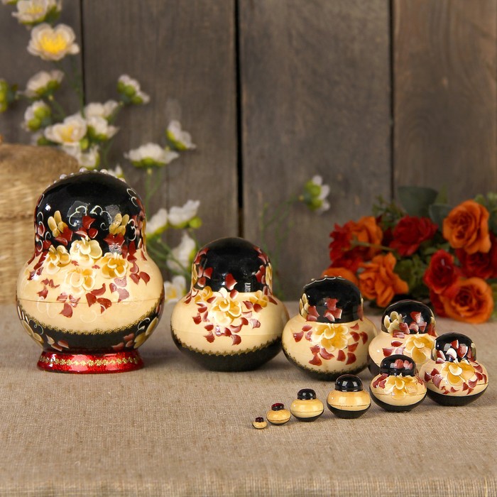 Матрёшка «Жемчуг», чёрно-красный платок, 10 кукольная, 16 см, люкс