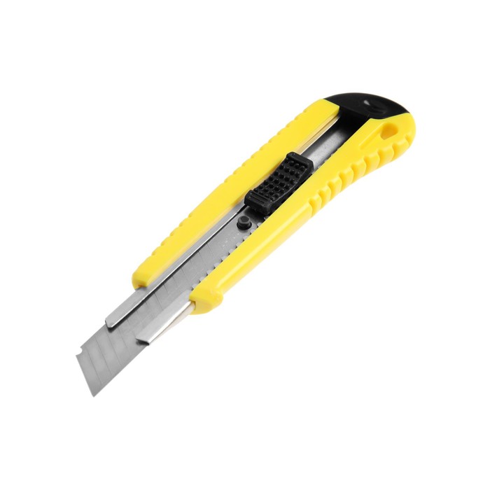 Нож универсальный TUNDRA, металлическая направляющая, квадратный фиксатор, усиленный, 18 мм