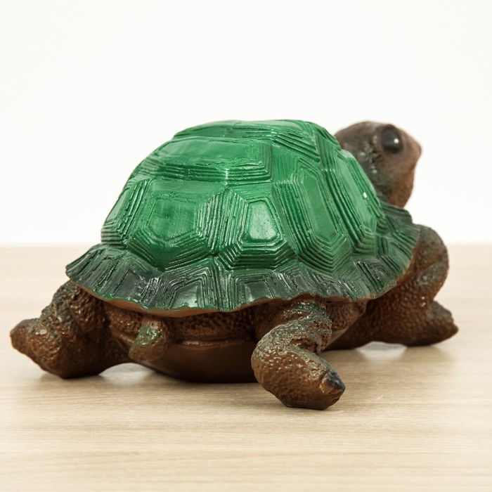 Садовая фигура "Черепаха" зелёная