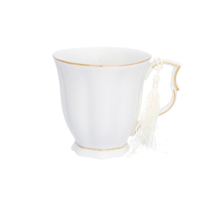 Кружка "Белая грань", 280 мл, 12 х 9 х 9 см, рифленая на ножке, фарфор