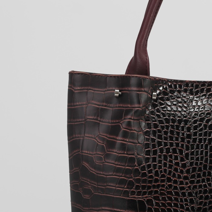 Сумка женская на молнии, 2 отдела, наружный карман, крокодил, цвет коричневый