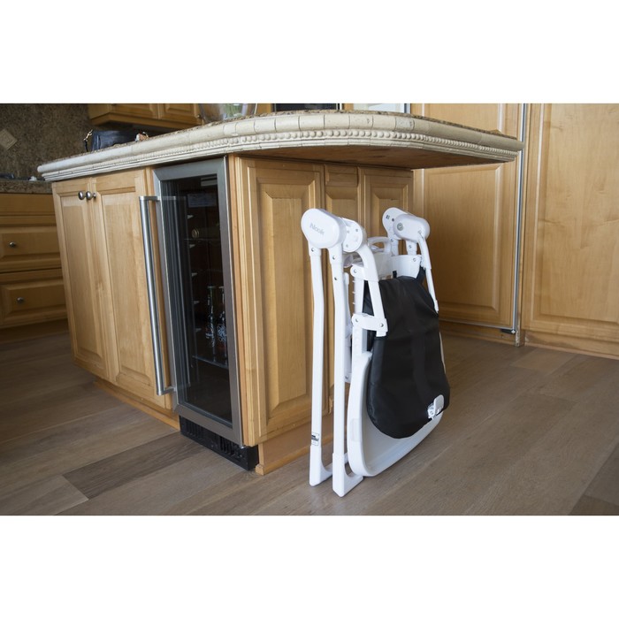 Стульчик Joovy Nook New черный