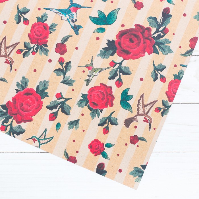 Бумага упаковочная крафтовая «Колибри и розы», 50 × 70 см