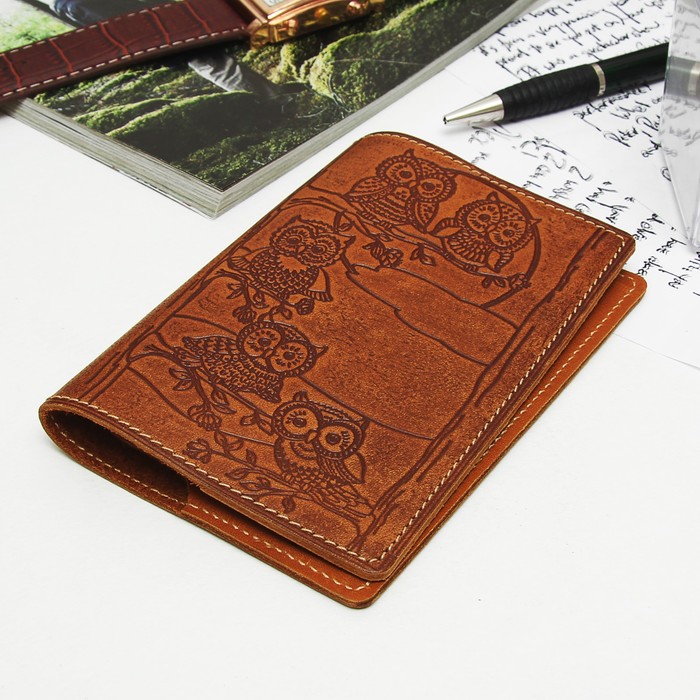 Обложка для паспорта сувенирная "Сова", цвет коричневый