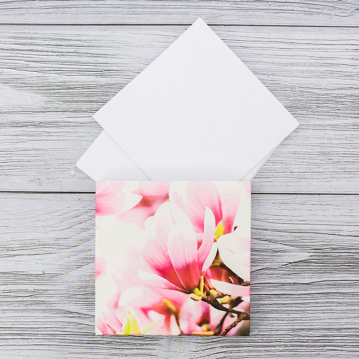 Футляр с бумажным блоком для записей "Розовые цветы"