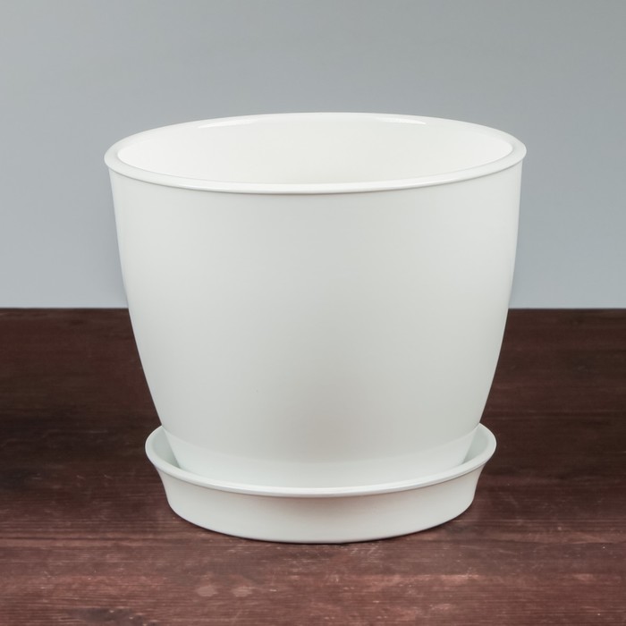Горшок "Виктория 18" 3 л глянец белый