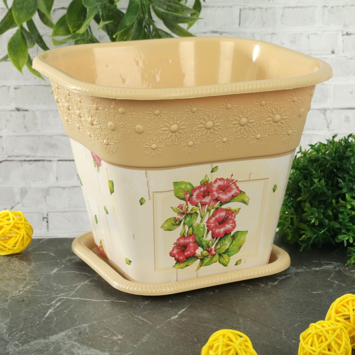 Кашпо с поддоном, квадратное 1,5 л "Веста"