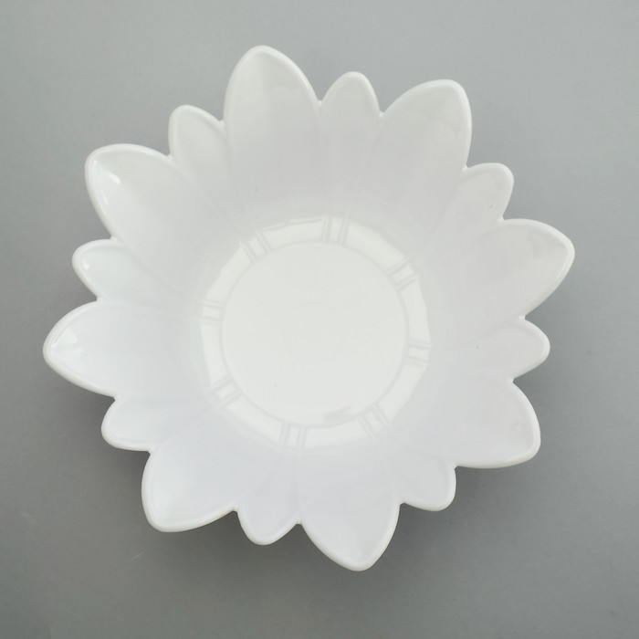 Салатник 1,3 л "Лотос", цвет белый