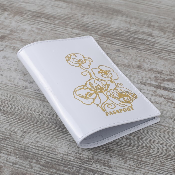Обложка для паспорта "Маки", шик, цвет белый