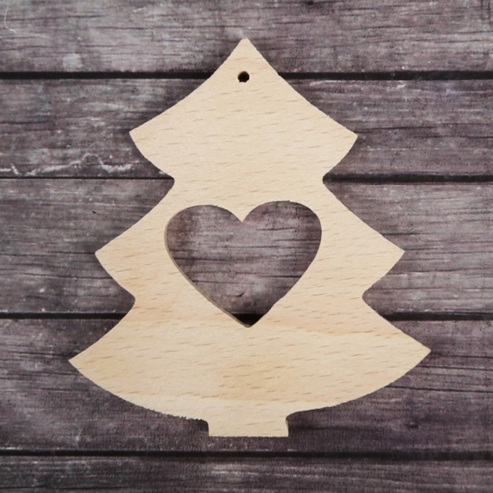 Деревянная заготовка "Ёлка с сердцем", 7 х 8 х 0,5 см, бук