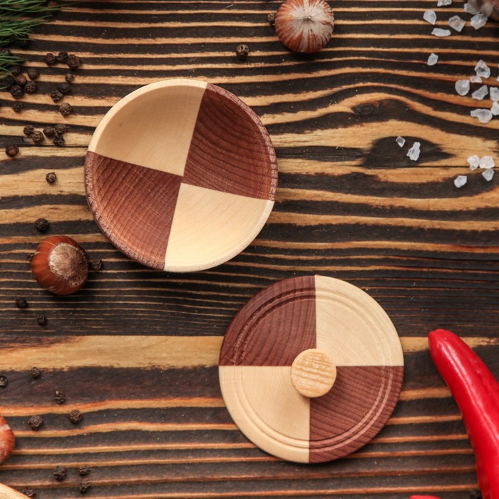 Солонка деревянная с крышечкой, бук