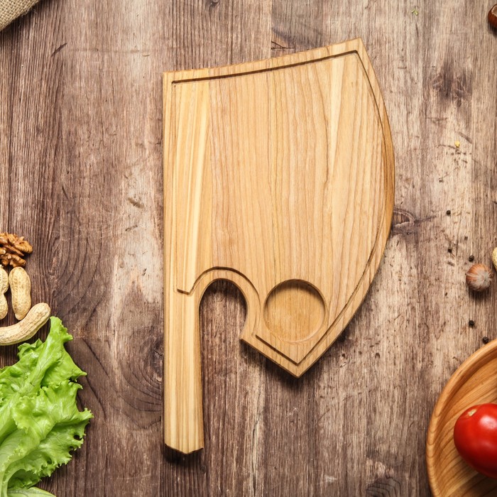 Доска авторская для подачи, "Топор", массив ясеня, 32 х 18 см