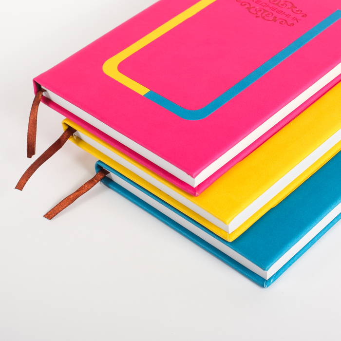 Ежедневник недат А5 120л кл,карта на форзаце,ляссе,обл пвх Тропикана МИКС