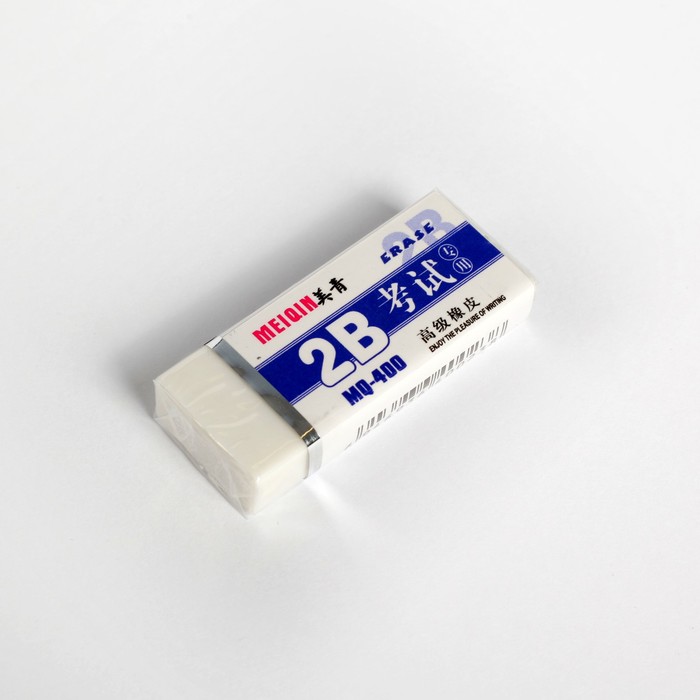 Ластик прямоугольный 2В белый средний в бумажном держателе