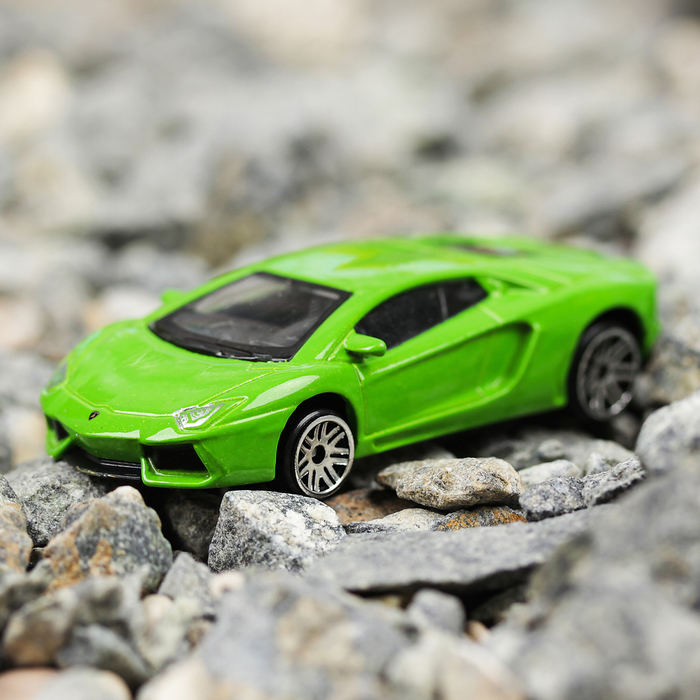 Машина металлическая Lamborghini Aventador, масштаб 1:64, МИКС