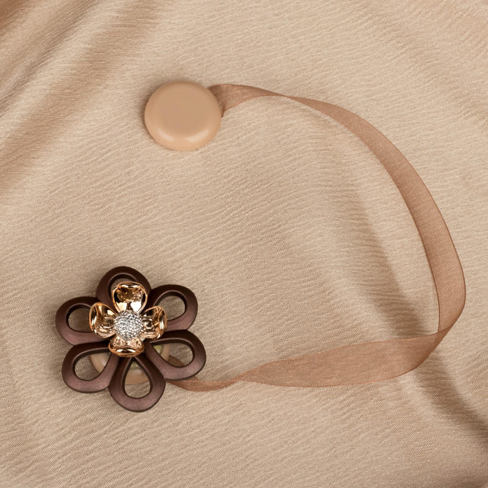 Подхват для штор на ленте "Цветок ромашка", d5см, цвет кофейный