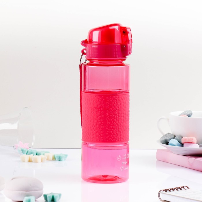 Бутылка для воды 700 мл, резиновая вставка пузыри, поильник, на браслете, микс, м