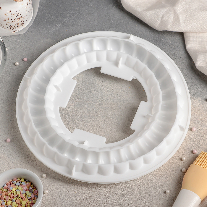 Форма для выпечки и муссовых десертов 23,5х3,5 см "Начинка. Рулет", цвет белый