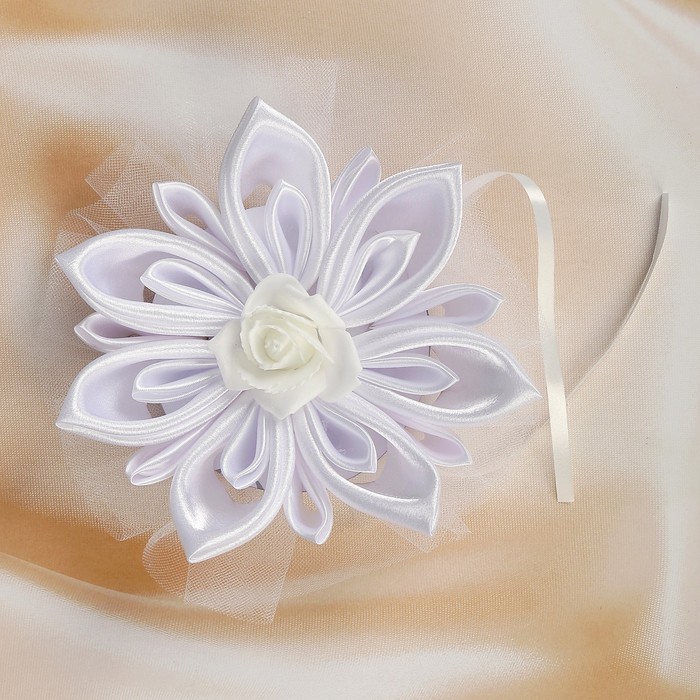 Бант для декора «Канзаши» D 15 см Угловой с фатином ,цвет : белый