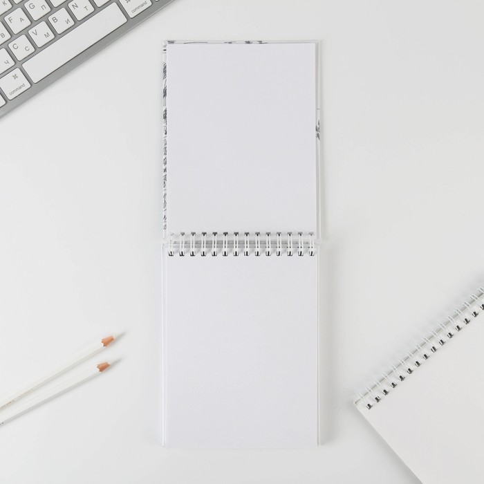 Скетчбук на гребне "Каждый из дней неповторим!", твёрдая обложка, А6, 80 листов