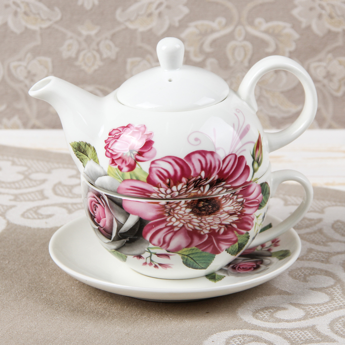 Чайный набор "Розовые цветы", 3 предмета: чайник 500 мл, чашка 11 см 300 мл, блюдце