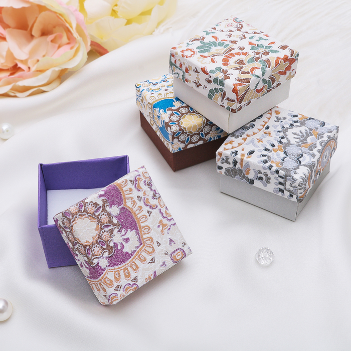 Коробочка подарочная под серьги "Восточный орнамент", 5*5, цвет МИКС, вставка белая