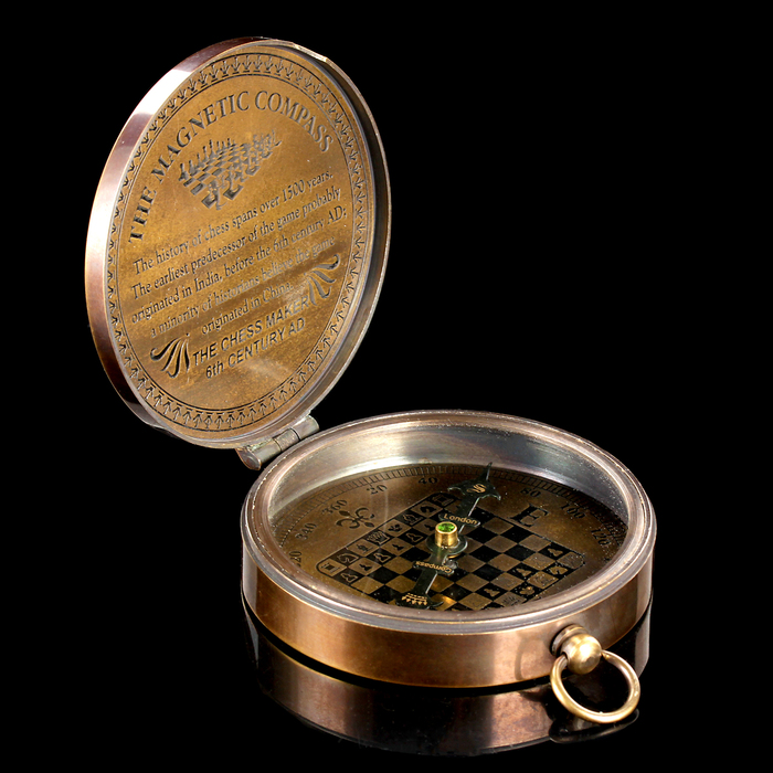 Компас латунь "Шахматы" 7,5х8,5х2 см