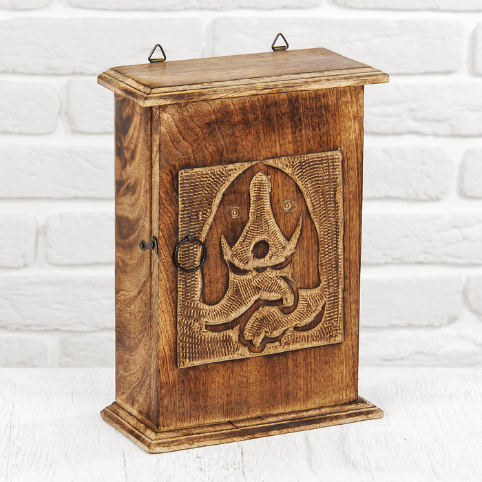 Ключница дерево "Пёсик" 8х18х28 см