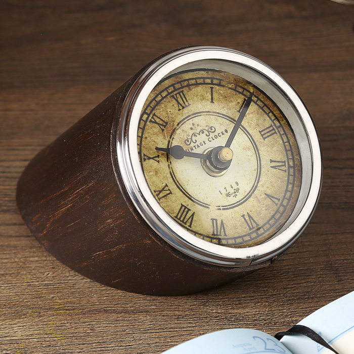 Часы "Командир" 12х8,5х9 см